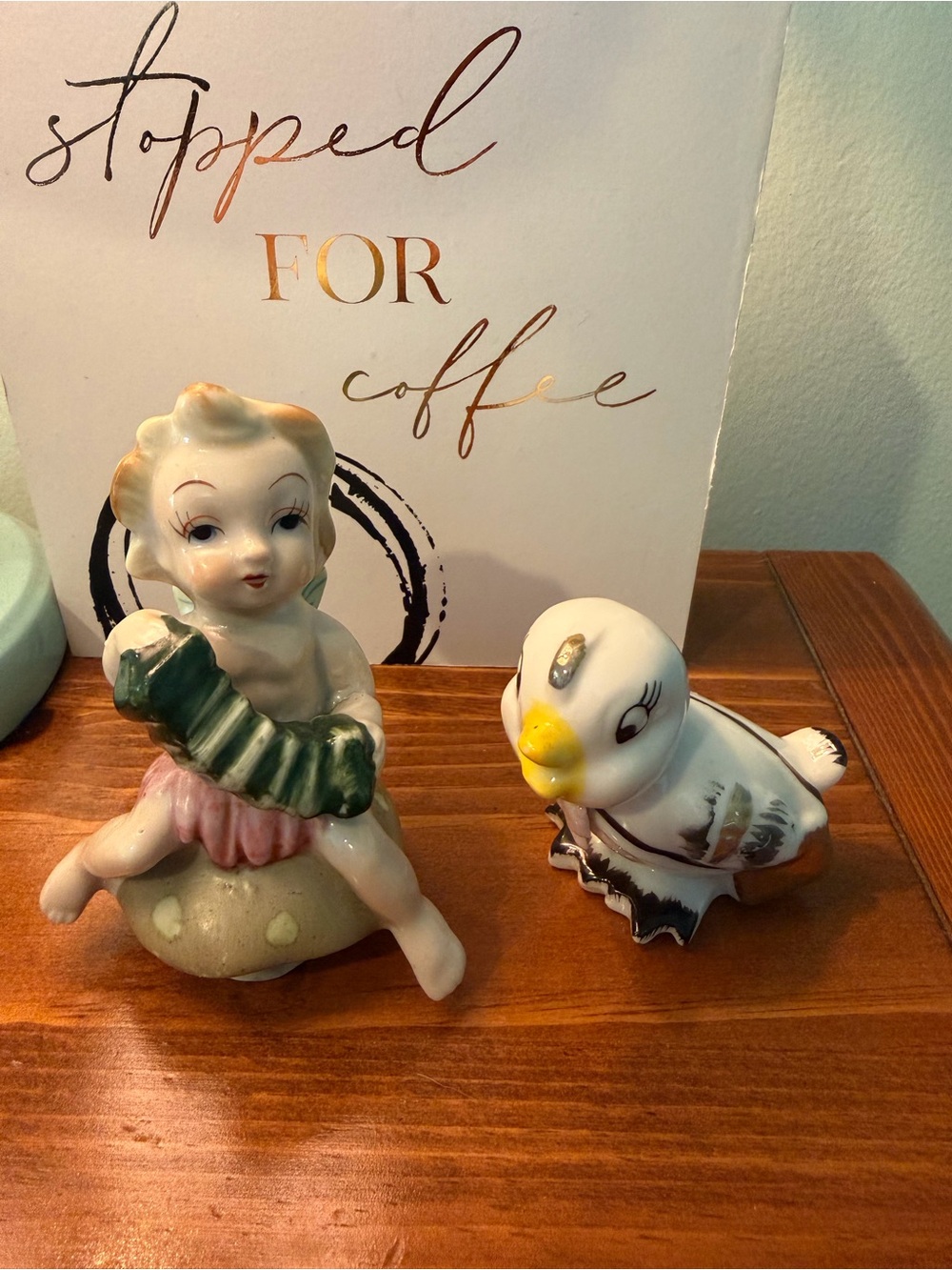 Ceramic Figurine Set - White, Yellow & Green Decorative Birds